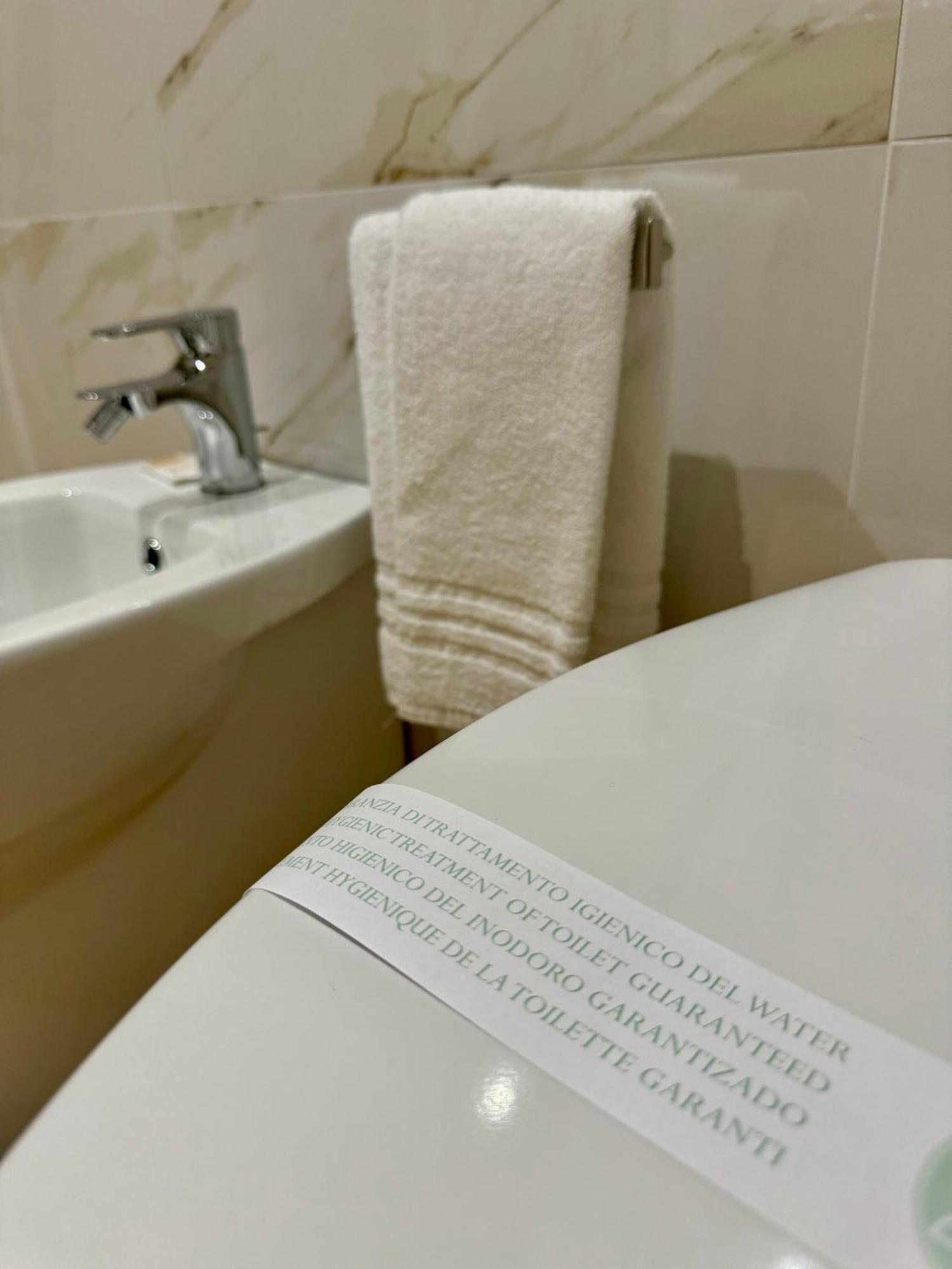 Feel Boutique Rooms Oristano Eksteriør bilde