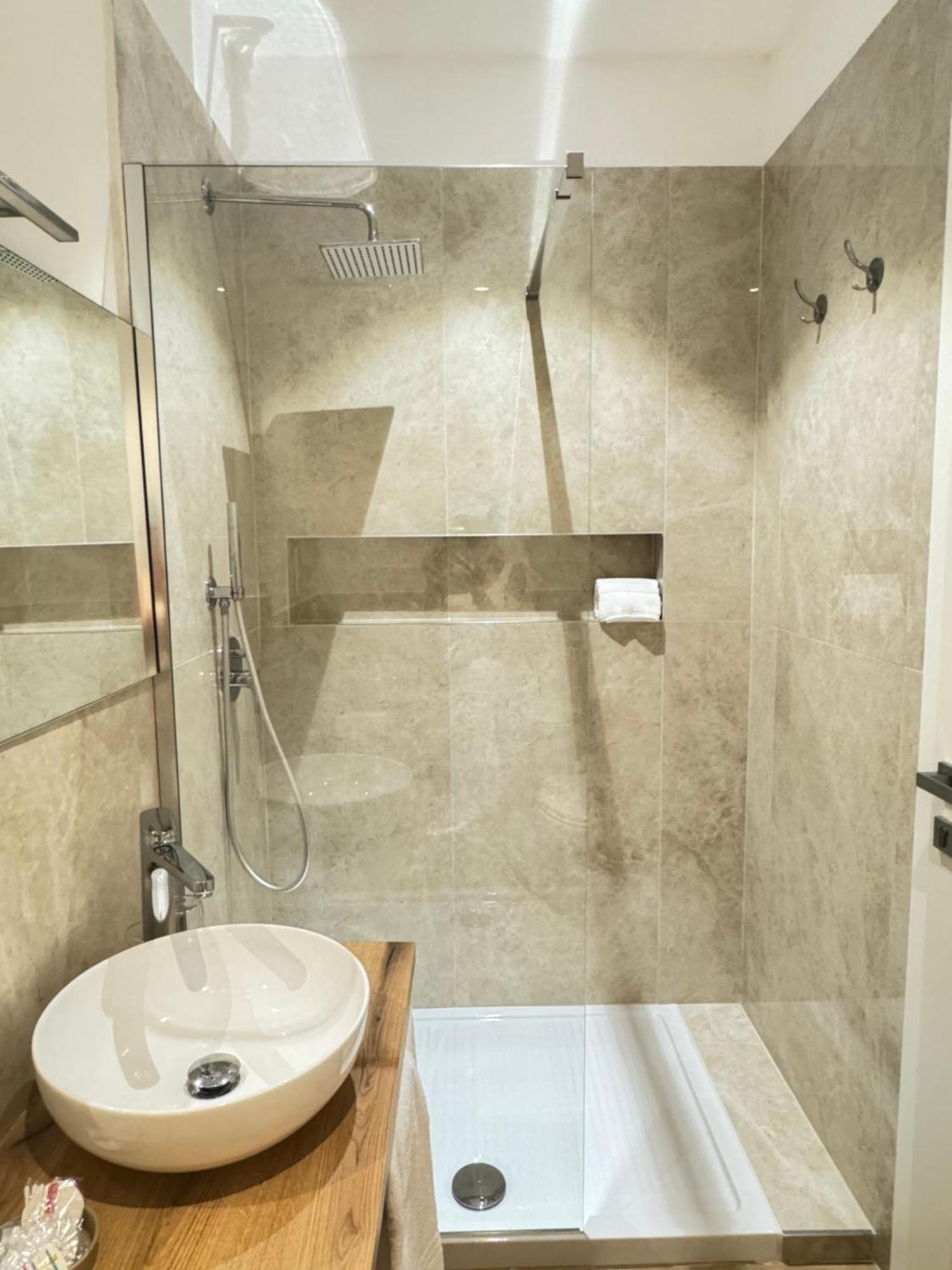 Feel Boutique Rooms Oristano Eksteriør bilde