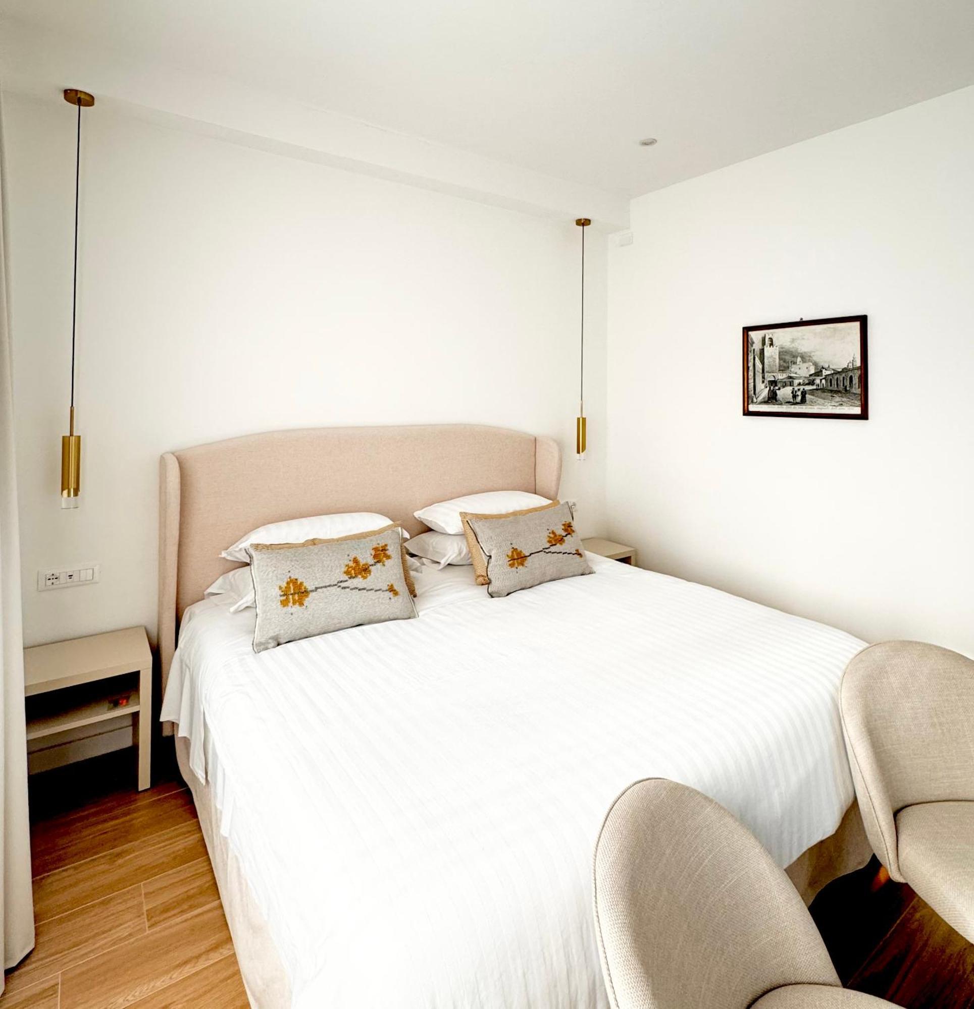 Feel Boutique Rooms Oristano Eksteriør bilde