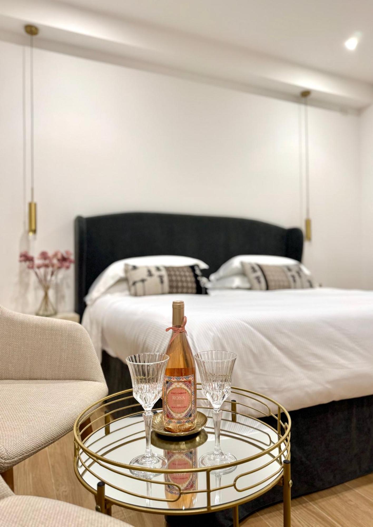 Feel Boutique Rooms Oristano Eksteriør bilde